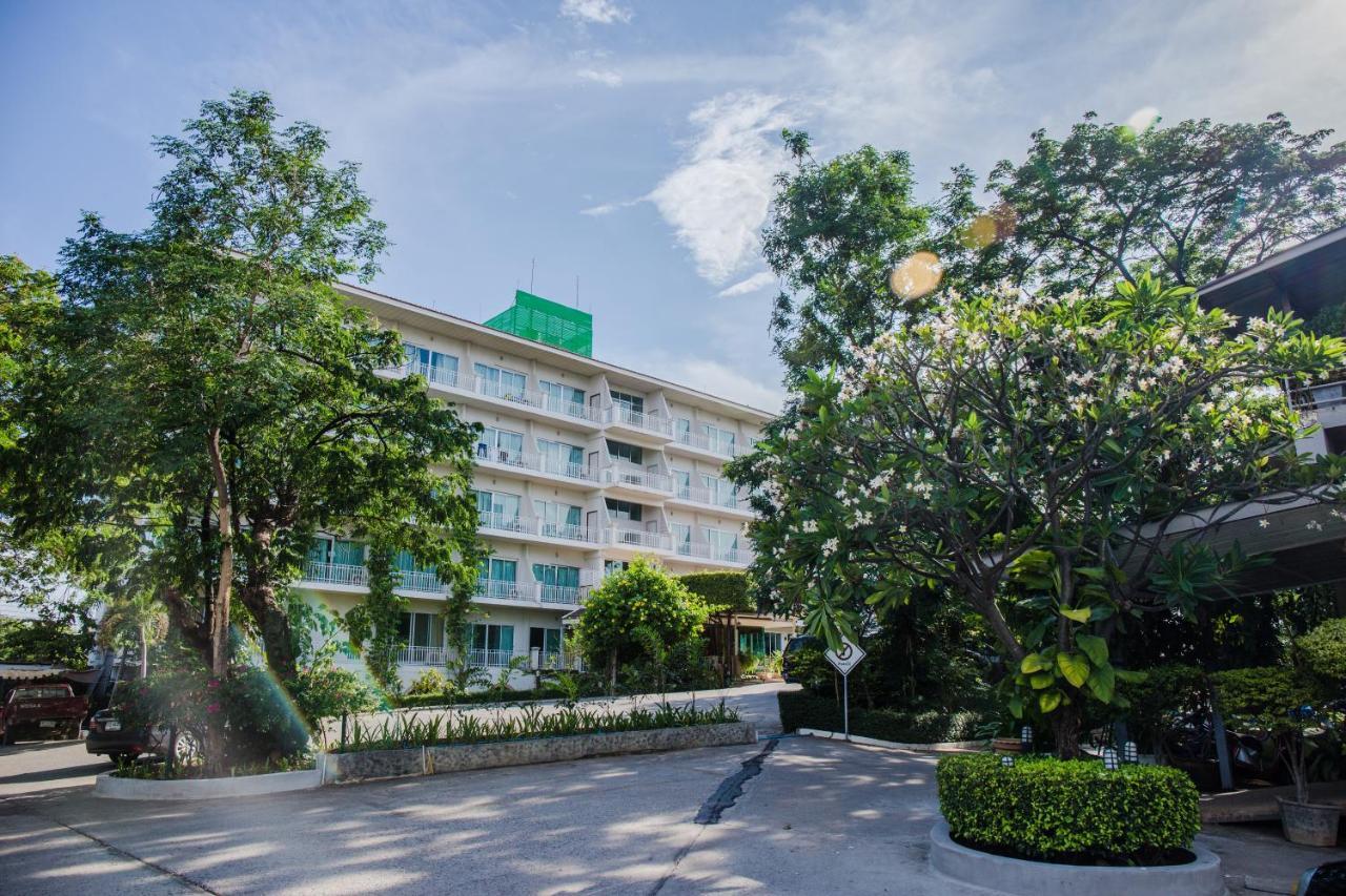 Rattana View Hotell Phitsanulok Exteriör bild