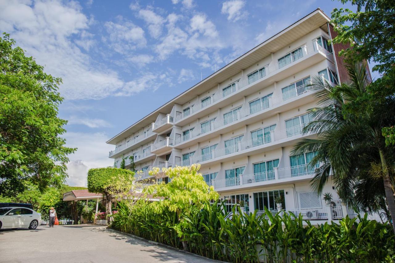 Rattana View Hotell Phitsanulok Exteriör bild